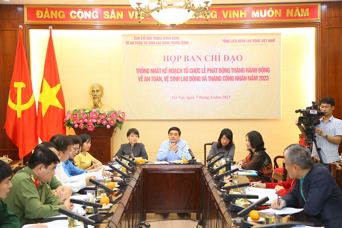 Celebran en Vietnam Mes de Acción de Salud y Seguridad Ocupacional
