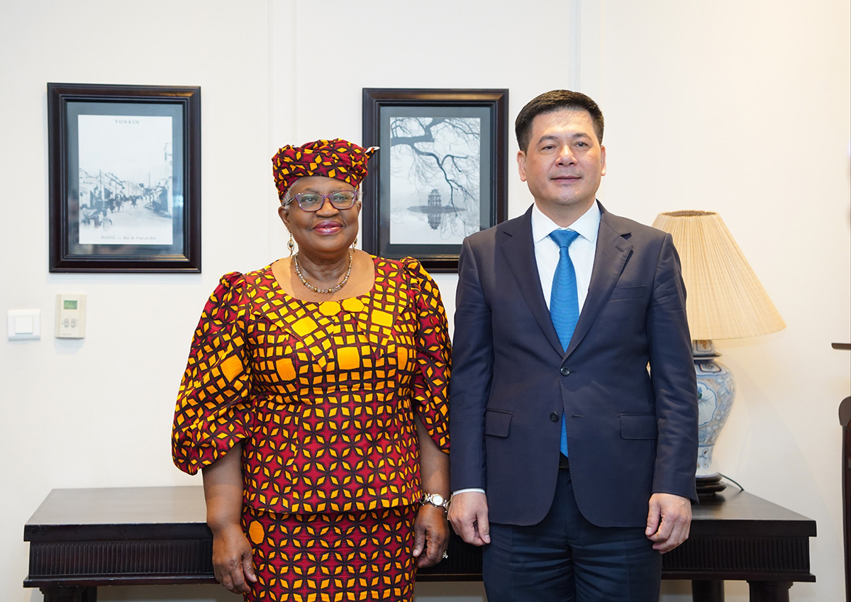 Visita a Vietnam de directora general de la OMC promueve el comercio multilateral