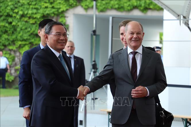 Olaf Scholz se encuentra con su homólogo chino Li Qiang