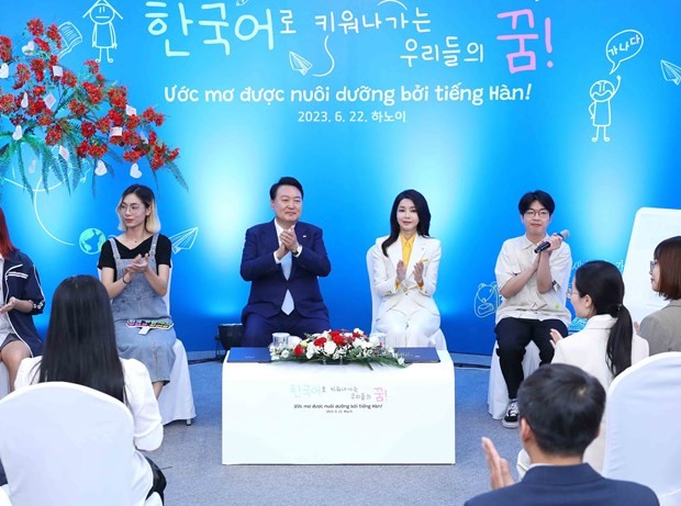 Principales actividades del presidente surcoreano en Vietnam