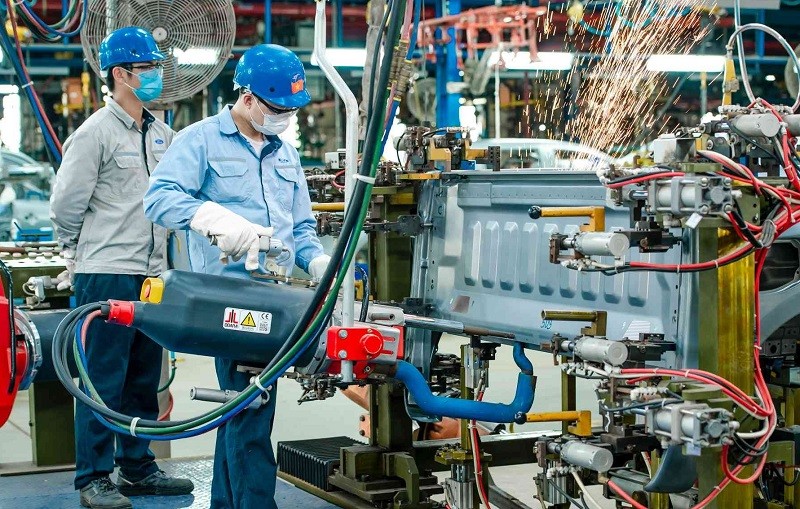 Vietnam atrajo 13,4 mil millones de dólares en IED en 6 meses