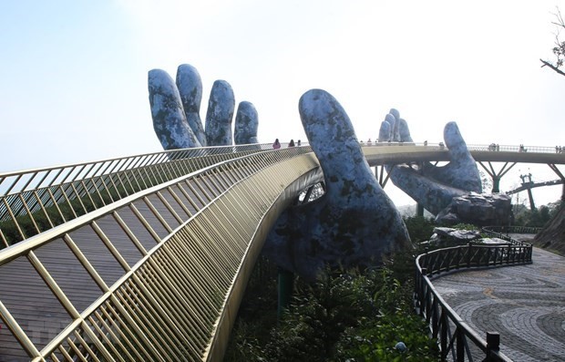 El Puente Dorado de Da Nang entre los más icónicos del mundo