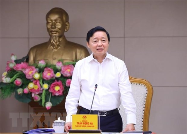 Vicepremier preside encuentro sobre integración económica de Vietnam al mundo