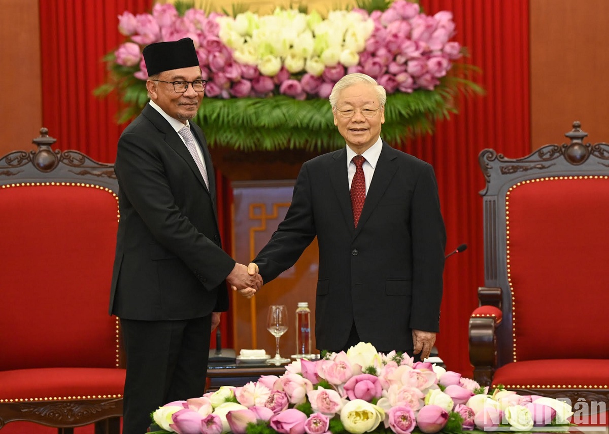Primer ministro de Malasia recibido por secretario general del PCV