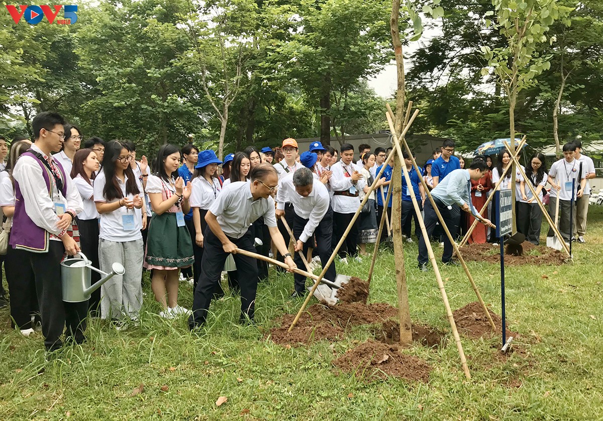 Celebran Campamento de Verano Vietnam 2023