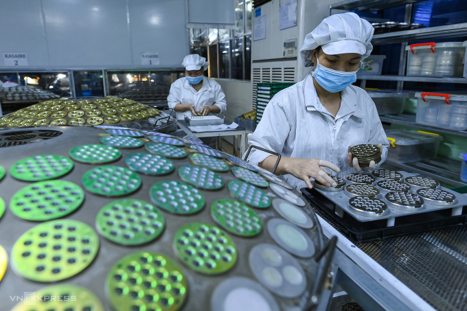 HSBC: exportaciones y consumo interno, dos motores del crecimiento de Vietnam en 2024