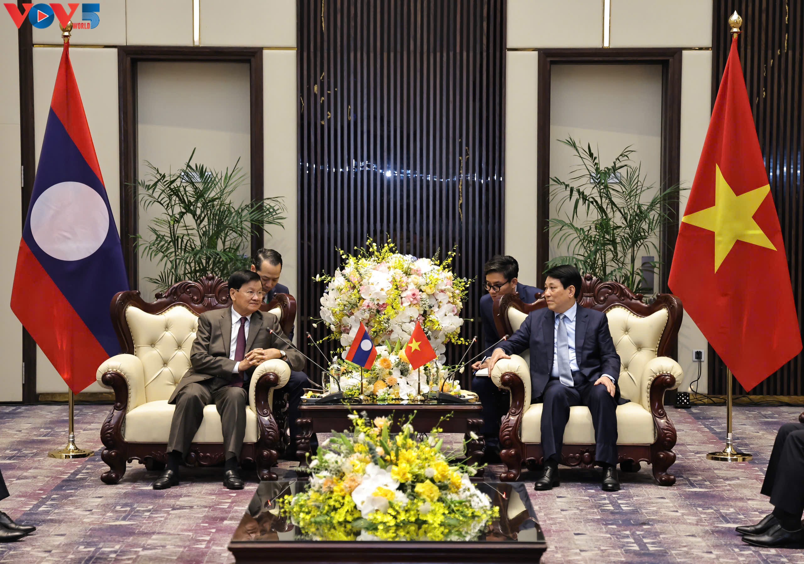 Presidente de Vietnam recibe al líder laosiano
