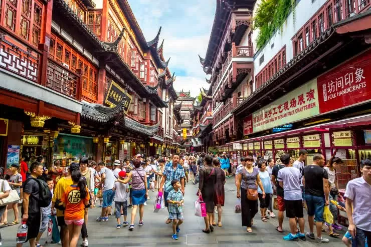 China anuncia eliminación de visado para turistas de cinco países de Suramérica