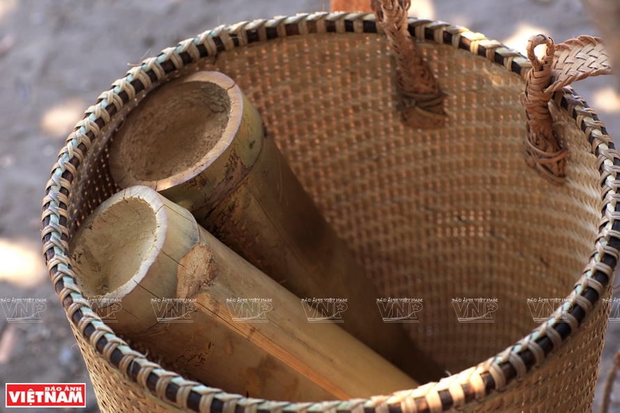 Sonidos únicos del instrumento musical de bambú Chapi