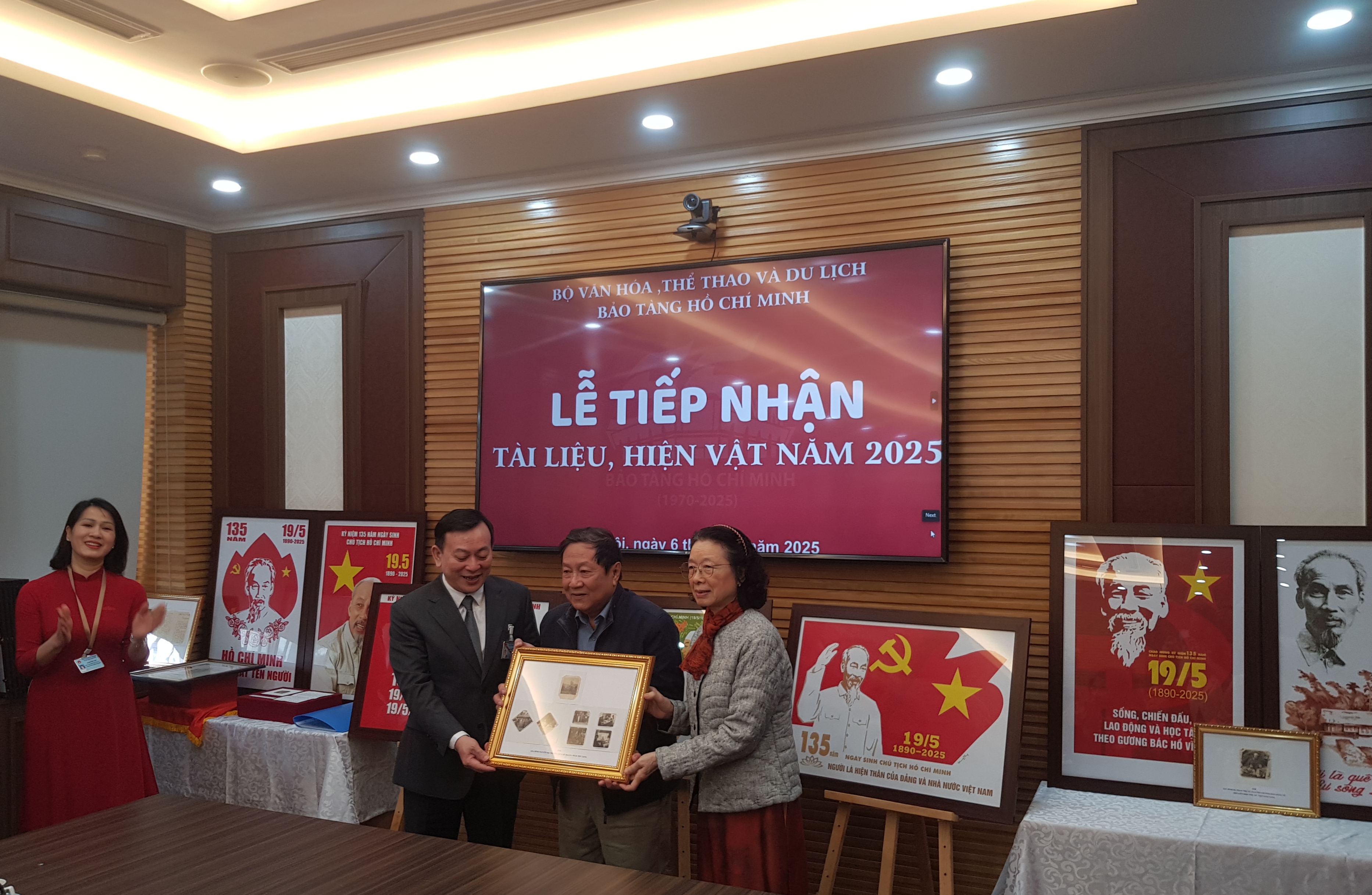 Museo de Ho Chi Minh recibe documentos y objetos históricos con motivo de su 55.º aniversario