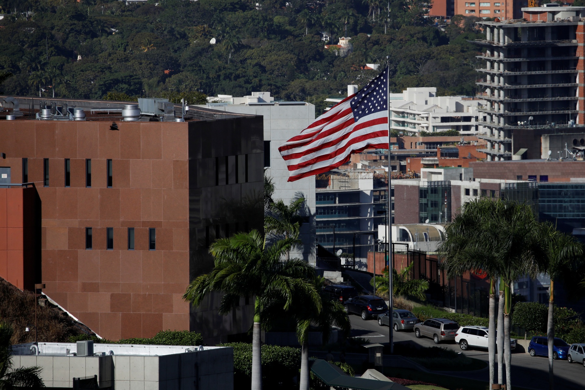 Estados Unidos reanuda las operaciones de su embajada en Venezuela