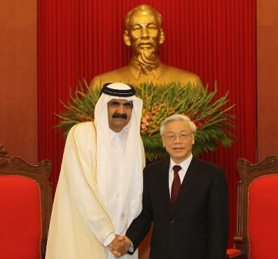 Sekjen Komite Sentral PK VN Nguyen Phu Trong telah menerima Emir Qatar