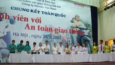 Mengawali penggelaran Rencana Aksi “Tahun Keselamatan Lalu Lintas 2012” mencapai efektivitas
