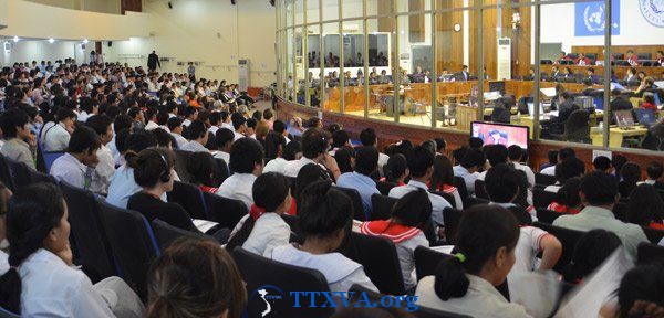 Mantan pemimpin penjara yang kejam Duch dijadikan saksi di semua sidang pengadilan terhadap Khmer Merah