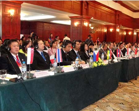 ASEAN luaskan hubungan dagang dan kembangkan tenaga dalam.