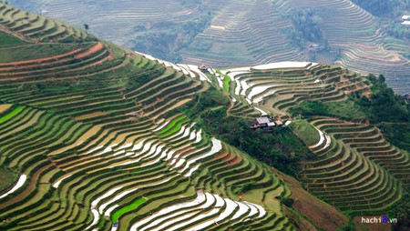 mencaritahu tentang jalan-jalan yang sulit ditempuh di propinsi ha giang hình 4 Cung đường hiểm Du Già - Mậu Duệ