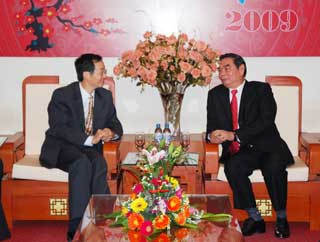 ຫວຽດນາມຊົມເຊີຍທ່າທີຕັ້ງໜ້າຂອງຈີນ ກ່ຽວກັບ COC