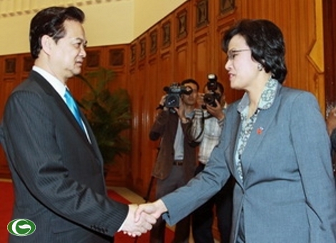 ທ່ານນາຍົກລັດຖະມົນຕີ ຫງວຽນເຕີ໋ຢຸງ ຕ້ອນຮັບຜູ້ອຳນວຍການຝ່າຍບໍລິຫານທະນາຄານໂລກ (WB)