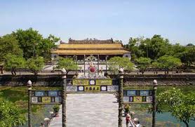 ປີທ່ອງທ່ຽວແຫ່ງຊາດ 2012