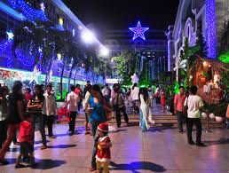 ຫວຽດນາມຄຶກຄຶ້ນມ່ວນຊື່ນ ໃນວັນຄຼິດສມາດ