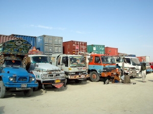 ປາກິດສະຖານ ຮຽກຮ້ອງໃຫ້ NATO ຕ້ອງຈ່າຍຄ່າຜ່ານດ່ານ ຊາຍແດນ