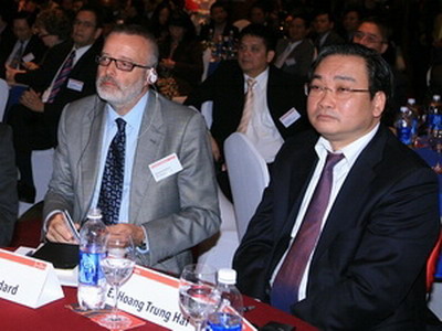 ເສດຖະກິດຫວຽດນາມ ຜ່ານຜ່າວິກິດການ ແລະ ພວມພັດທະນາຢ່າງຖືກທິດ