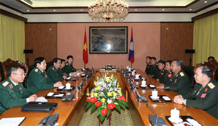 ທ່ານພົນເອກ ຟູ່ງກວາງແທງ ໃຫ້ການຕ້ອນຮັບຄະນະຜູ້ແທນກະຊວງປ້ອງກັນປະເທດ ລາວ