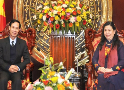 ຄະນະກຳມາທິການວັດທະນະທຳ ສັງຄົມ ສະພາແຫ່ງຊາດ ລາວ    ຢ້ຽມຢາມຫວຽດນາມ.