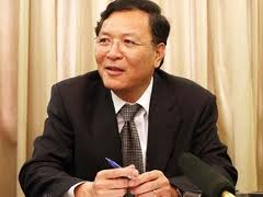 ທ່ານລັດຖະມົນຕີກະຊວງສຶກສາ ແລະ ບຳລຸງສ້າງໂອ້ລົມໂດຍກົງ ທາງເຄືຍຂ່າຍອິນເຕີແນັດ