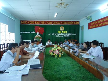 ກະກຽມກອງປະຊຸມຄັ້ງທີ 3 ສະພາແຫ່ງຊາດຊຸດທີ 13: ປະກອບຄຳເຫັນໃຫ້ບັນດາຮ່າງກົດໝາຍ