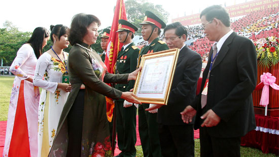 ແຂວງ Tra Vinh ລະນຶກ 20 ປີ ແຫ່ງການສ້າງຕັ້ງແຂວງຄືນໃຫມ່.