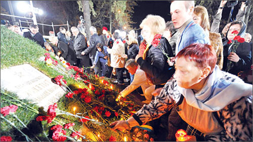 ໂລກອາໄລຫາເຫດການ 26 ປີແຫ່ງວັນເກີດໂສກນາດຕະກຳນິວເຄຼຍ Trernobyl