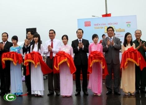 ການເຄື່ອນໄຫວຕ່າງໆ ສະເຫຼີມສະຫຼອງ 37 ປີແຫ່ງວັນປົດປ່ອຍພາກໃຕ້