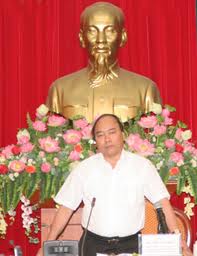 ທ່ານ Nguyen Xuan Phuc ​ຕ້ອນຮັບ​ຄະນະ​ຜູ້​ແທນ​ ຜູ້​ມີ​ຄຸນງາມຄວາມດີ​ຕໍ່​ການ​ປະຕິວັດ