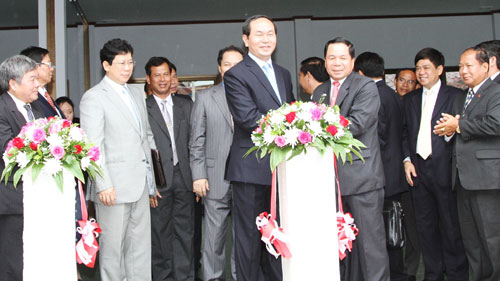 ຮອງລັດຖະມົນຕີ ກະຊວງຕຳຫຼວດ ຫວຽດນາມເຂົ້າຢ້ຽມ ຄຳນັບຮອງນາຍົກ ລັດຖະມົນຕີລາວ