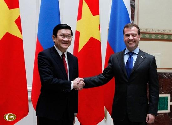 ທ່ານປະທານປະເທດ Truong Tan Sang ພົບປະເຈລະຈາກັບນາຍົກລັດຖະມົນຕີລັດເຊຍ