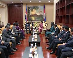 ຮອງນາຍົກລັດຖະມົນຕີ Nguyen Xuan Phuc ສິ້ນສຸດການຢ້ຽມຢາມກຳປູເຈຍ