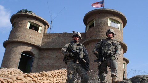 ຕາລິບານ ບຸກໂຈມຕີສະຫນາມບິນ     ກົງກັບໂອກາດລະນຶກເຫດການ 11/9