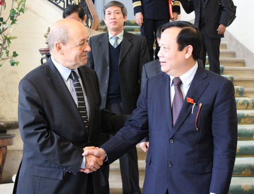 ຊຸກຍູ້ການຮ່ວມມື ສະພາແຫ່ງຊາດຫວຽດນາມ ກັບ ລັດຖະສະພາຝະລັ່ງ