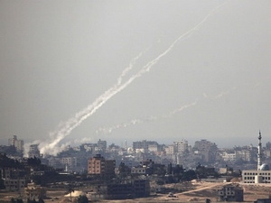 ສະພາບການເຂດ ກາຊາ ສືບຕໍ່ເກີດຄວາມເຄັ່ງຕຶງ ຍ້ອນເຫດບຸກໂຈມຕີທາງອາກາດ