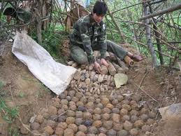 ຮ່ວມແຮງຮ່ວມໃຈແກ້ໄຂຜົນຮ້າຍຢ້ອນຫລັງຈາກສົງຄາມ