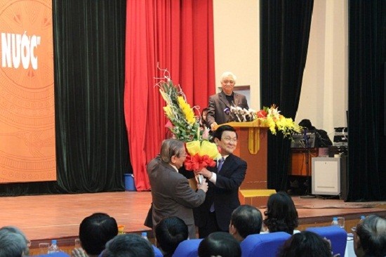 ປະທານປະເທດເຂົ້າຮ່ວມກອງປະຊຸມສຳມະນາກ່ຽວກັບນາຍພົນທີ່ມີຊື່ສຽງ ກາວໂລ້