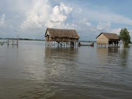 ທ່ອງທ່ຽວເຂດທົ່ງພຽງແມ່ນ້ຳຂອງຍາມນ້ຳຂຶ້ນສູງ