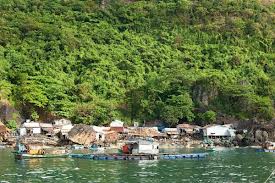 ກອງບັນຊາການທະຫານເຮືອເຂດ 5 ຢ້ຽມຢາມ, ມອບຂອງຂວັນ ໃຫ້ແກ່ພະນັກງານ, ນັກຮົບເກາະ ຮ່ອນຈວຍ