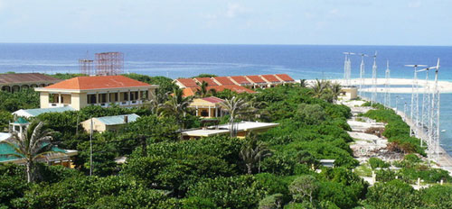 ມອບເງິນ 10 ກວ່າຕຶ້ດົ່ງ ໃຫ້ໝູ່ເກາະເຈື່ອງຊາ ເພື່ອກໍ່ສ້າງໂຮງຮຽນ