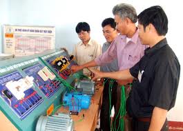 ອະນຸມັດຜ່ານແຜນຮ່າງບຳລຸງສ້າງຖັນແຖວຄູອາຈານ ສອນວິຊາຊີບ ພາກພື້ນ ອາຊຽນ, ສາກົນ