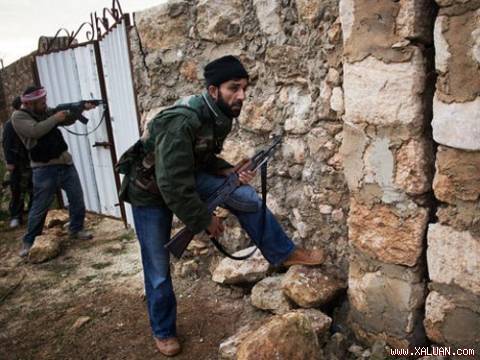 ທະຫານລູກຮື້ຂຶ້ນຊີຣີ ບຸກໂຈມຕີນະຄອນ Homs