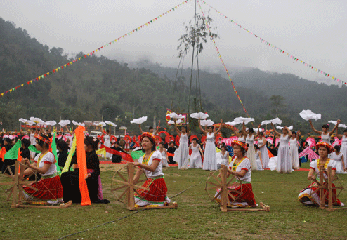 ໄຂກອງປະຊຸມອາຊີບ ຕຳ່ແຜ່ນພື້ນເມືອງ ອາຊຽນ ຄັ້ງທີ 4