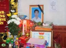 ປະທານປະເທດຫວຽດນາມຝາກ ໂທລະເລກ ຢ້ຽມຢາມຖາມຂ່າວ ຄອບຄົວຜູ້ທີ່ໄດ້ເສຍສະຫລະຊີວິດເພື່ອ ກູ້ເອົາຊີວິດຄົນ