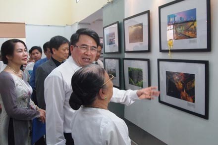 ໄຂງານວາງສະແດງວິຈິດສິນທັນສະໄໝ ຫວຽດນາມ - ສ ເກົາຫຼີ